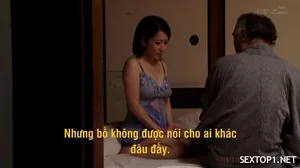 Em nhân viên vì tiền mà chấp nhận yêu cầu biến thái của gã quản lý